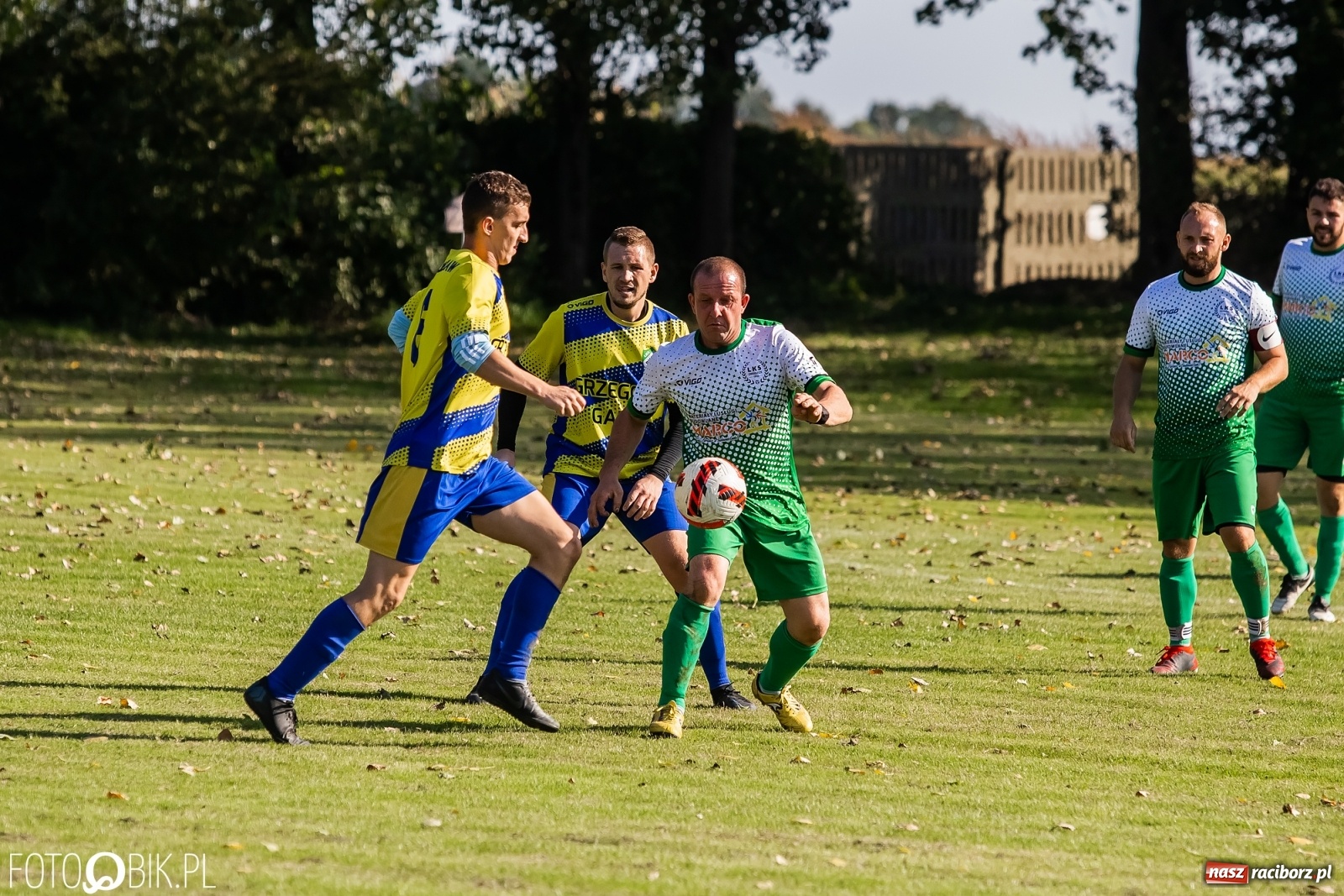 Zdjęcie w galerii na portalu naszraciborz.pl: Rezerwy Owsiszcz Ruch pokonały i komplet punktów zainkasowały [FOTO] wiadomości z regionu