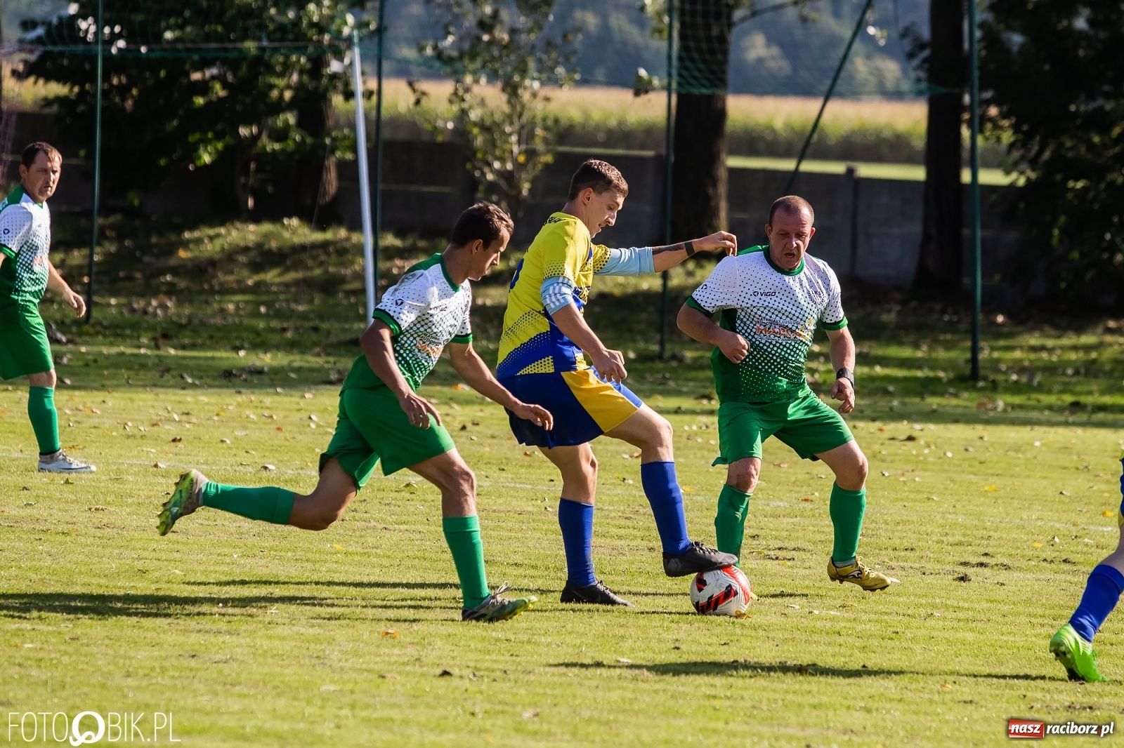 Zdjęcie w galerii na portalu naszraciborz.pl: Rezerwy Owsiszcz Ruch pokonały i komplet punktów zainkasowały [FOTO] wiadomości z regionu