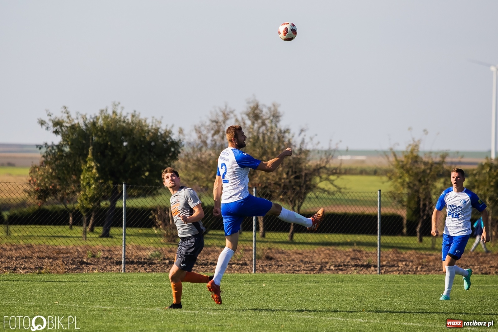 Zdjęcie w galerii na portalu naszraciborz.pl: Mury Fortecy za grube dla Borucina [FOTO] wiadomości z regionu