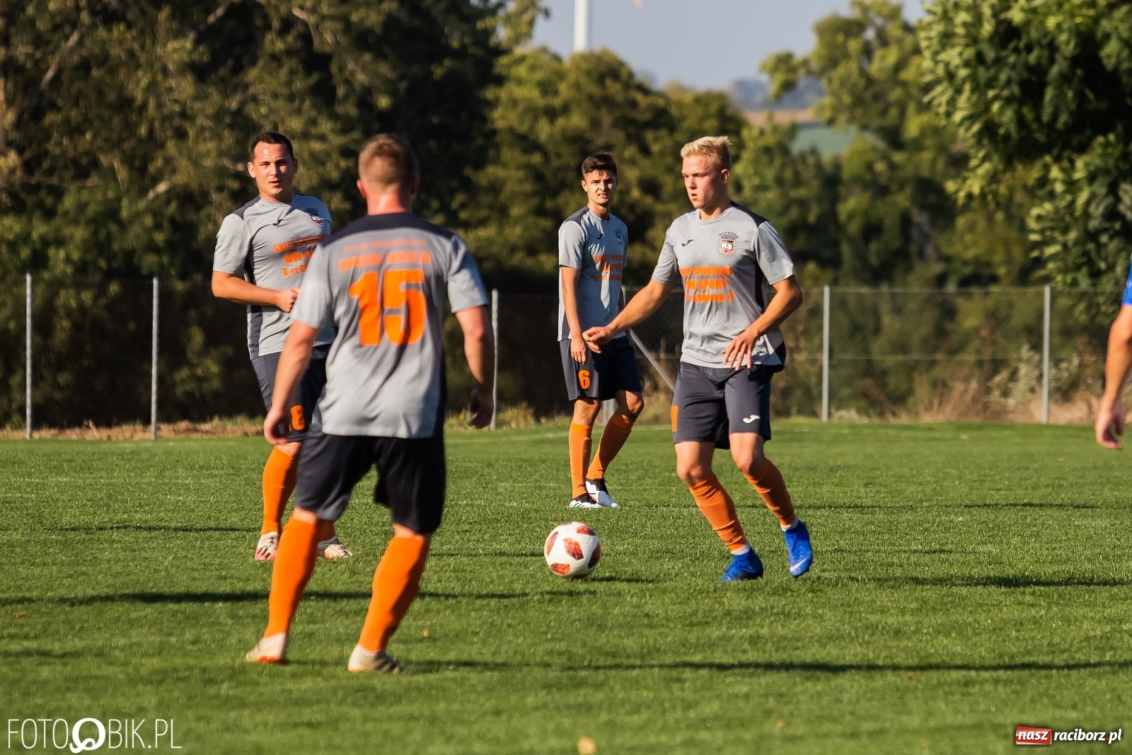 Zdjęcie w galerii na portalu naszraciborz.pl: Mury Fortecy za grube dla Borucina [FOTO] wiadomości z regionu