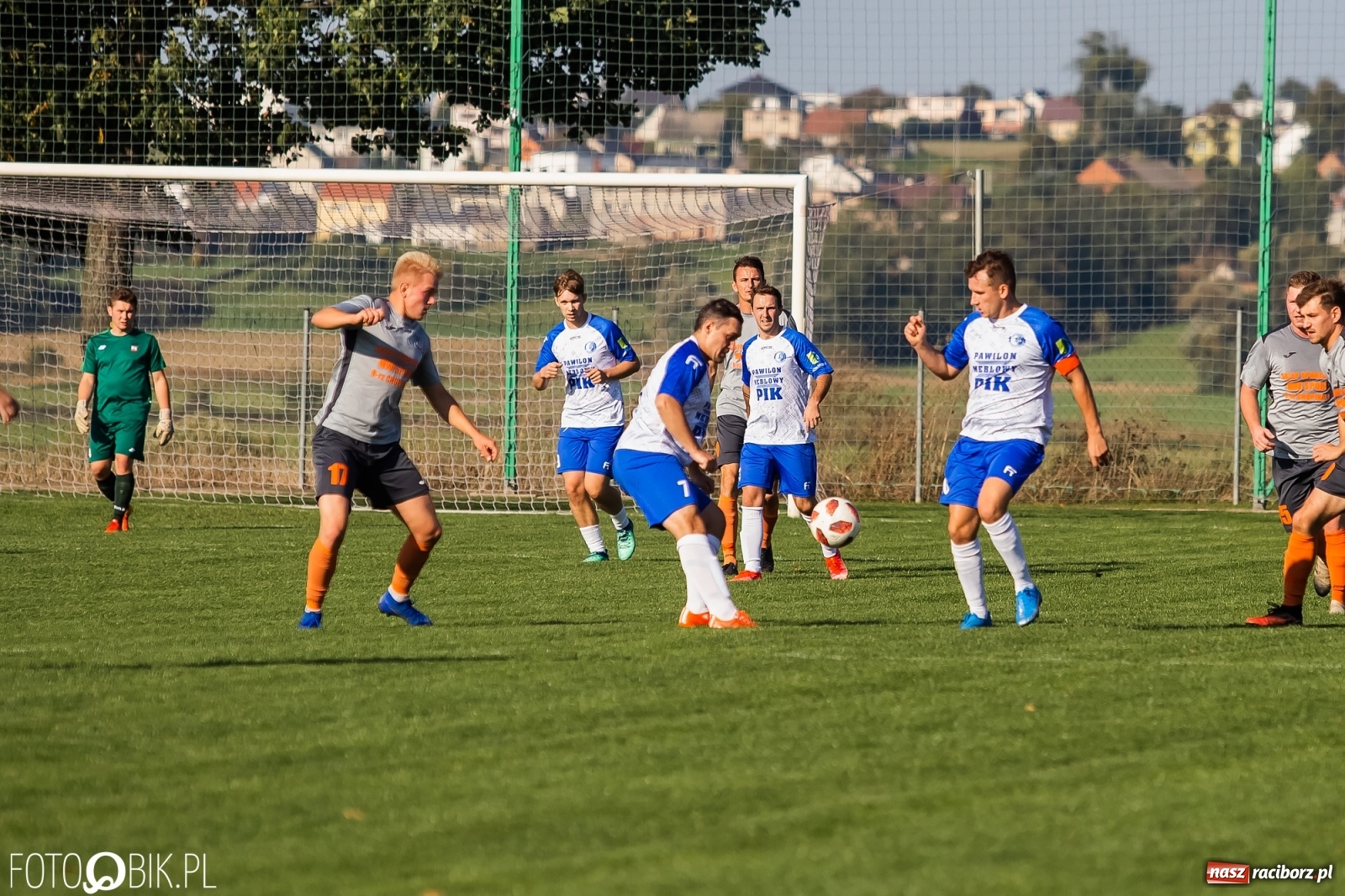 Zdjęcie w galerii na portalu naszraciborz.pl: Mury Fortecy za grube dla Borucina [FOTO] wiadomości z regionu