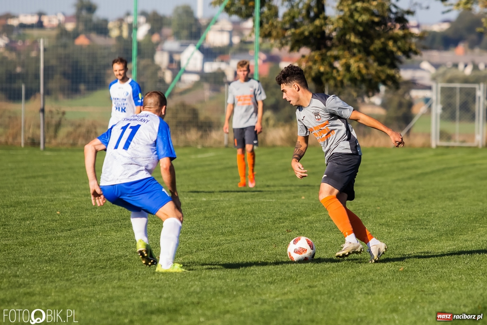 Zdjęcie w galerii na portalu naszraciborz.pl: Mury Fortecy za grube dla Borucina [FOTO] wiadomości z regionu