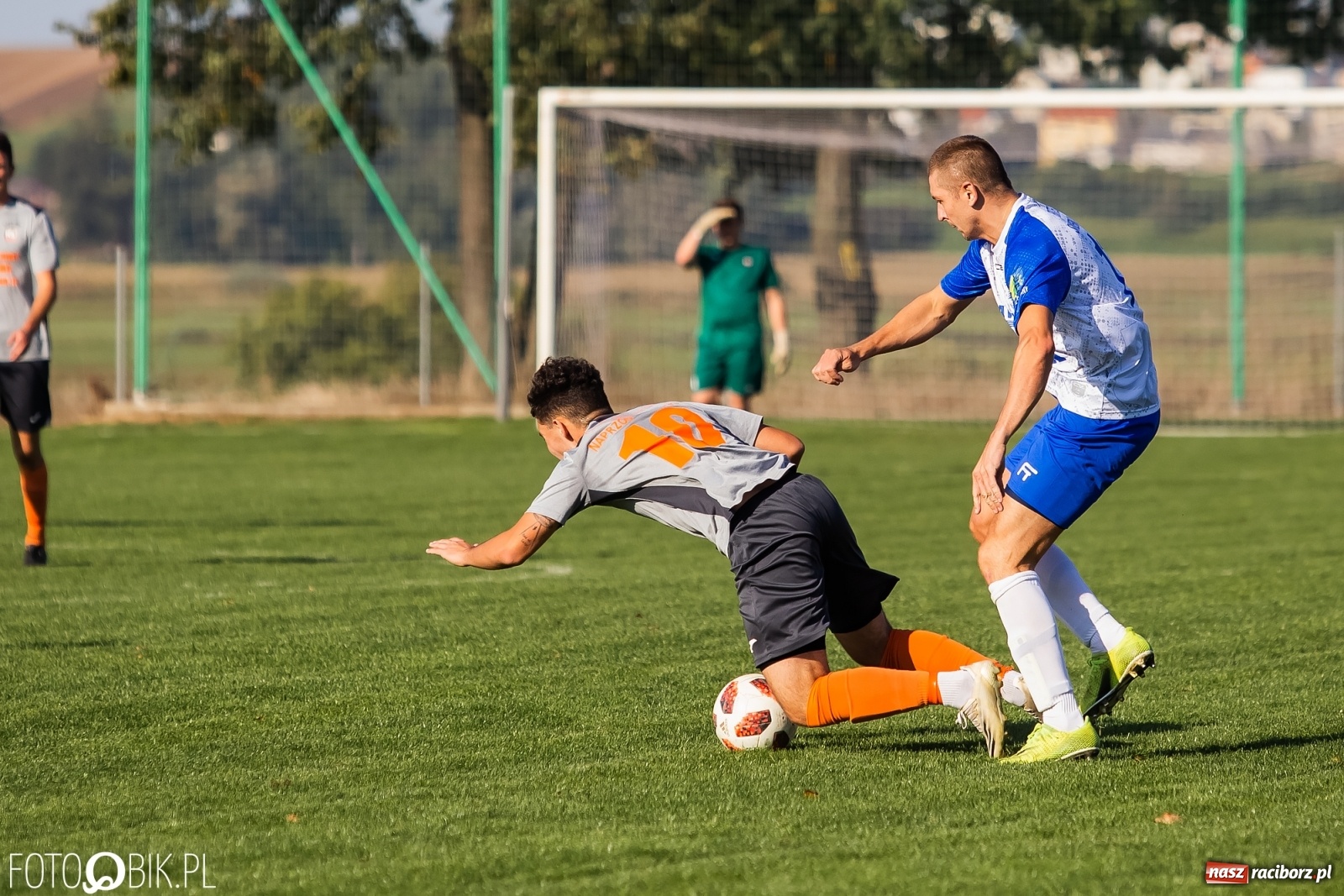 Zdjęcie w galerii na portalu naszraciborz.pl: Mury Fortecy za grube dla Borucina [FOTO] wiadomości z regionu