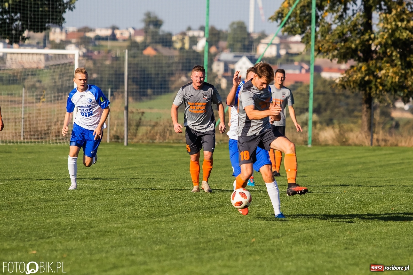 Zdjęcie w galerii na portalu naszraciborz.pl: Mury Fortecy za grube dla Borucina [FOTO] wiadomości z regionu