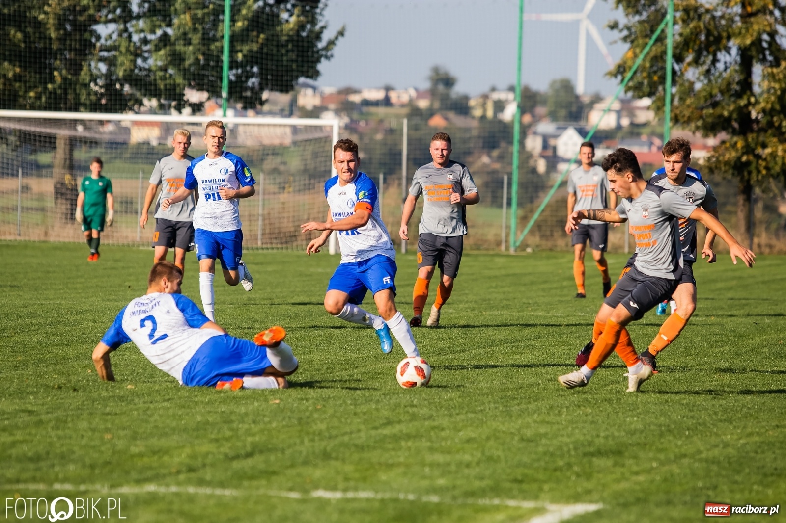 Zdjęcie w galerii na portalu naszraciborz.pl: Mury Fortecy za grube dla Borucina [FOTO] wiadomości z regionu