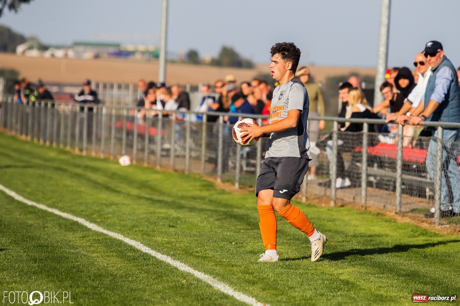 Zdjęcie w galerii na portalu naszraciborz.pl: Mury Fortecy za grube dla Borucina [FOTO] wiadomości z regionu