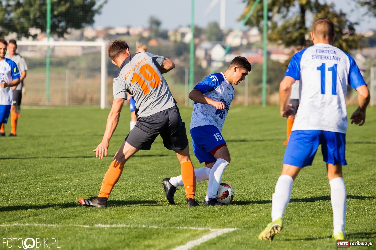 Zdjęcie w galerii na portalu naszraciborz.pl: Mury Fortecy za grube dla Borucina [FOTO] wiadomości z regionu