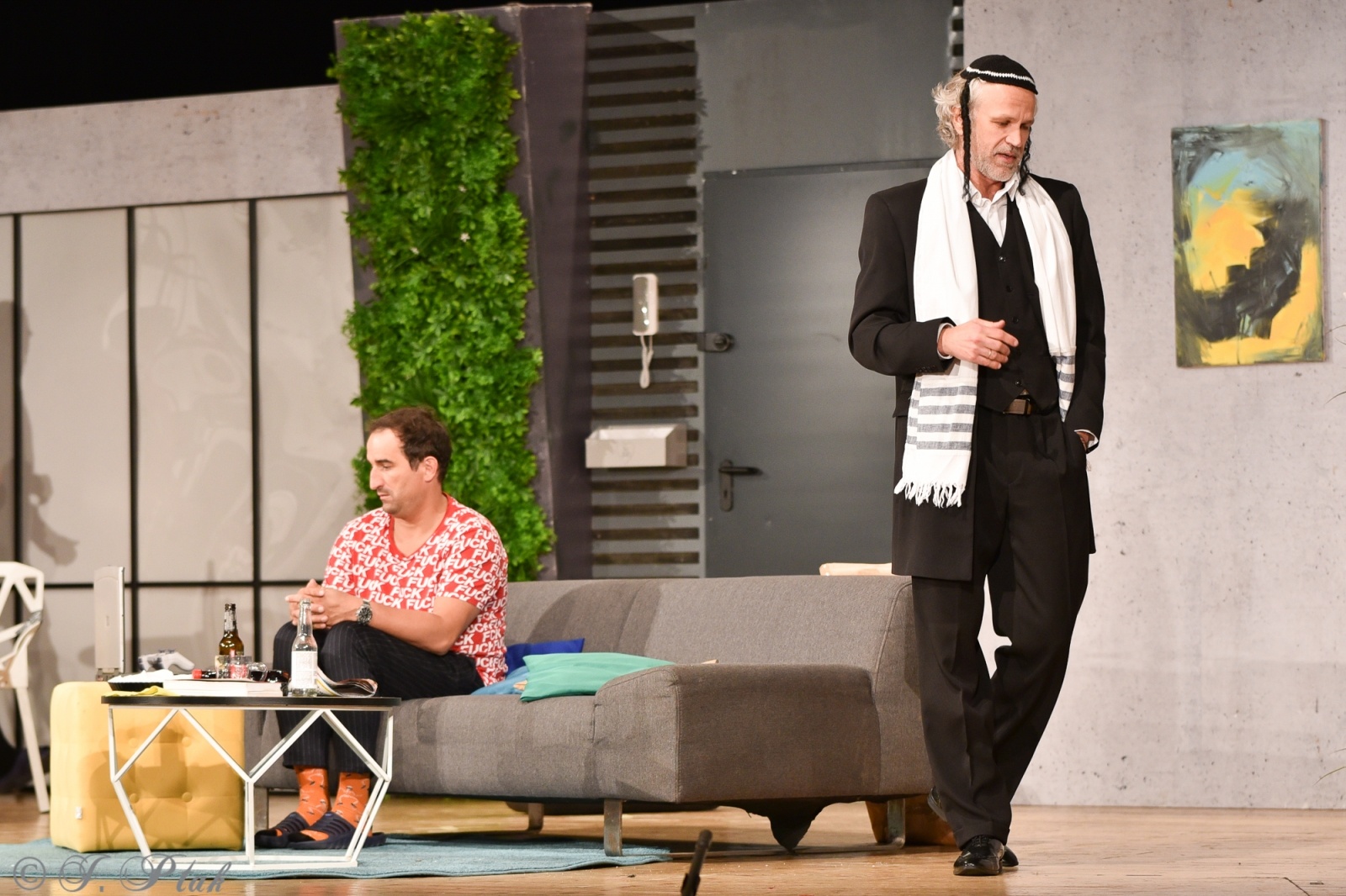 Zdjęcie w galerii na portalu naszraciborz.pl: Wąsik, czyli komedia w doborowej obsadzie na scenie RCK wiadomości z regionu