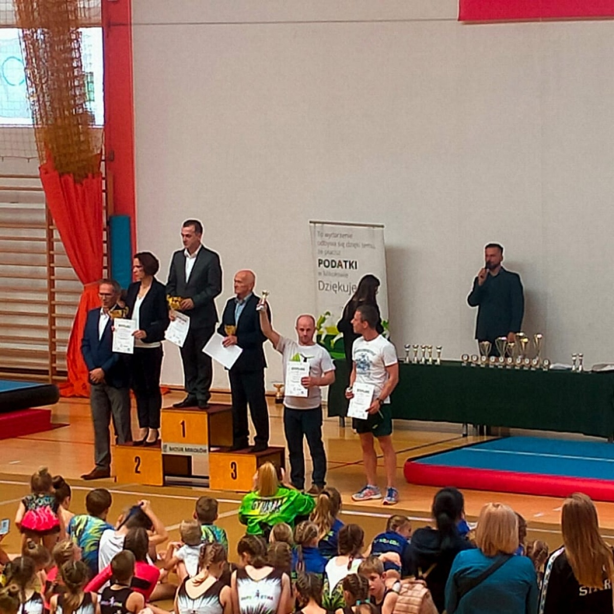 Zdjęcie w galerii na portalu naszraciborz.pl: Złoto i brąz dla Gym-Team Miczajka wiadomości z regionu