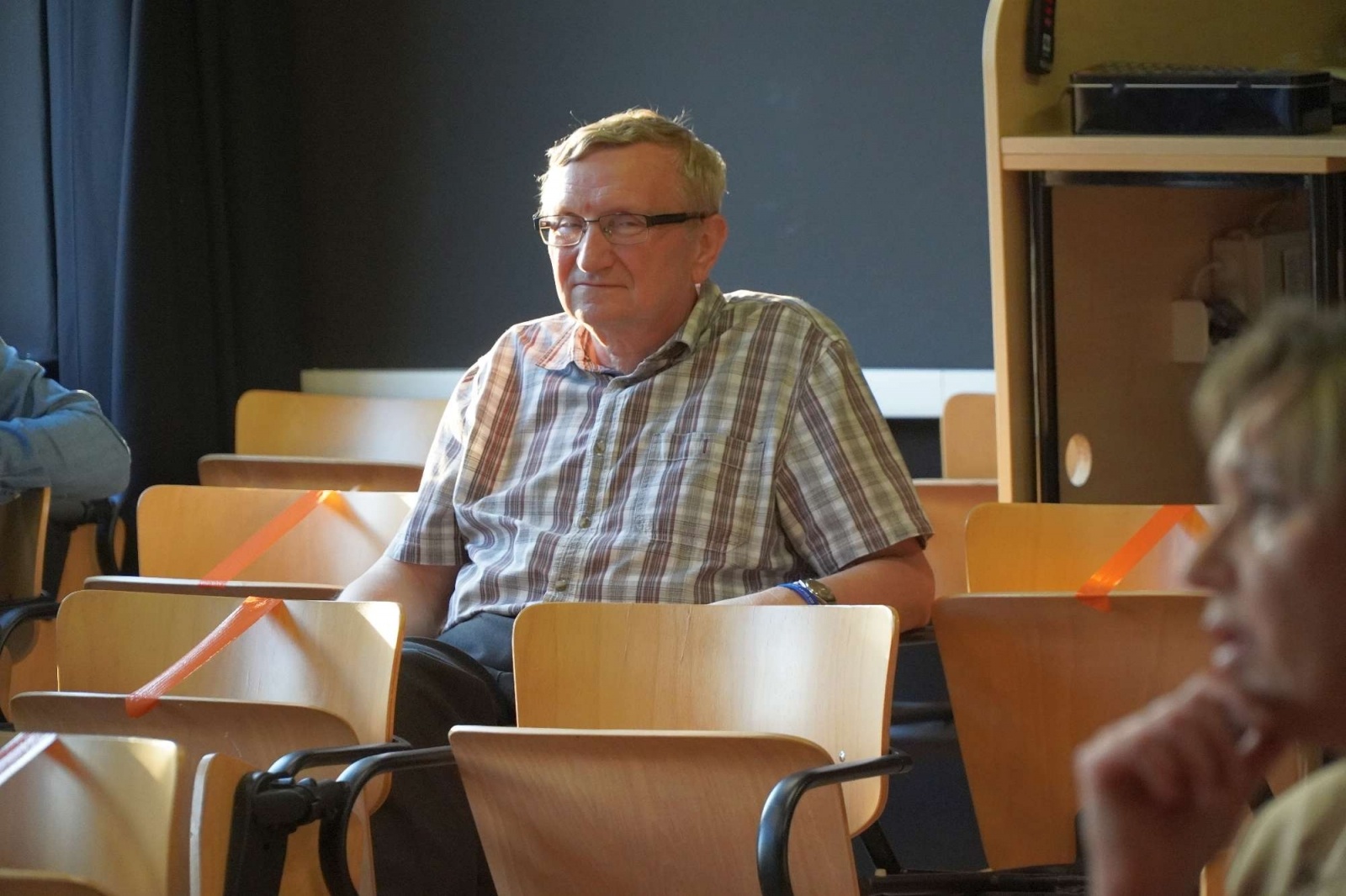 Zdjęcie w galerii na portalu naszraciborz.pl: Prezydent na Ostrogu. Przyszło dziewięć osób i trzech radnych wiadomości z regionu