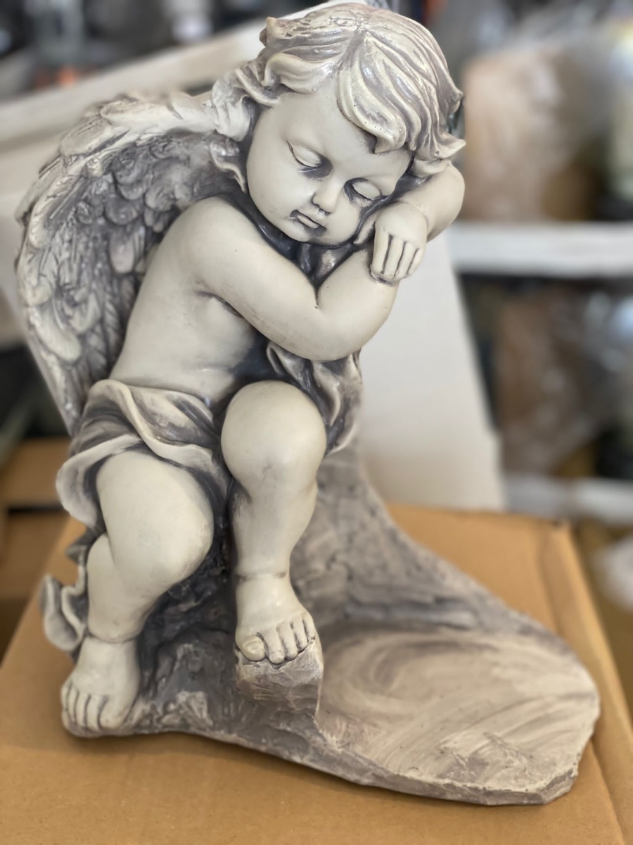 Zdjęcie w galerii na portalu naszraciborz.pl: Przy Auchan ruszył największy w mieście kiermasz przed Wszystkimi Świętymi wiadomości z regionu