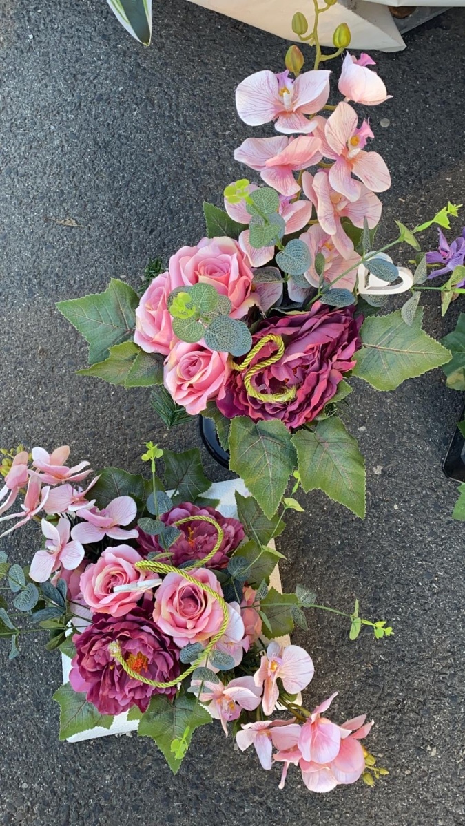 Zdjęcie w galerii na portalu naszraciborz.pl: Przy Auchan ruszył największy w mieście kiermasz przed Wszystkimi Świętymi wiadomości z regionu