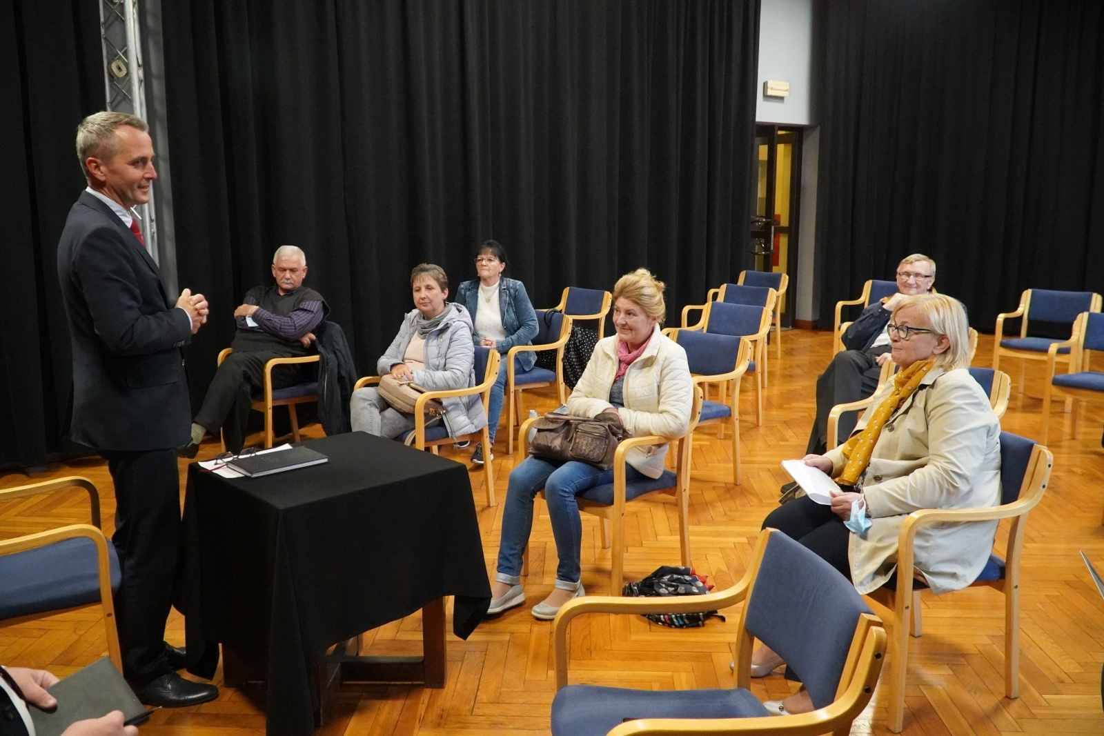 Zdjęcie w galerii na portalu naszraciborz.pl: Objazd miasta trwa. Prezydent w parafii św. Mikołaja wiadomości z regionu