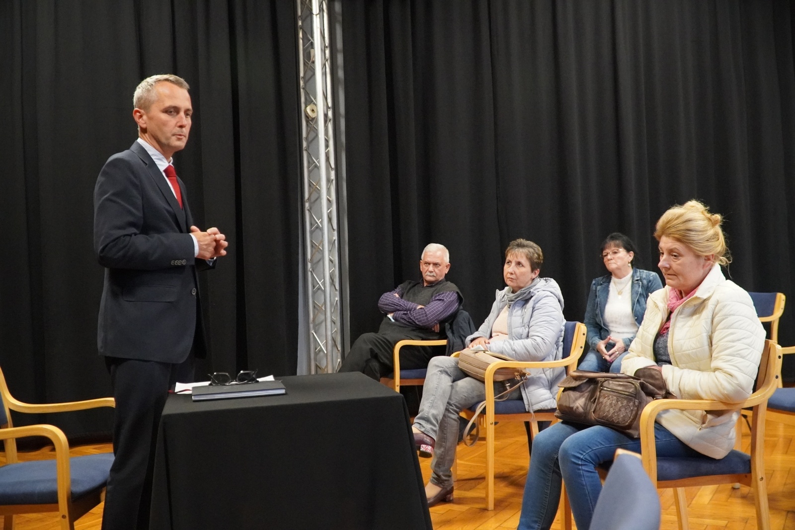 Zdjęcie w galerii na portalu naszraciborz.pl: Objazd miasta trwa. Prezydent w parafii św. Mikołaja wiadomości z regionu