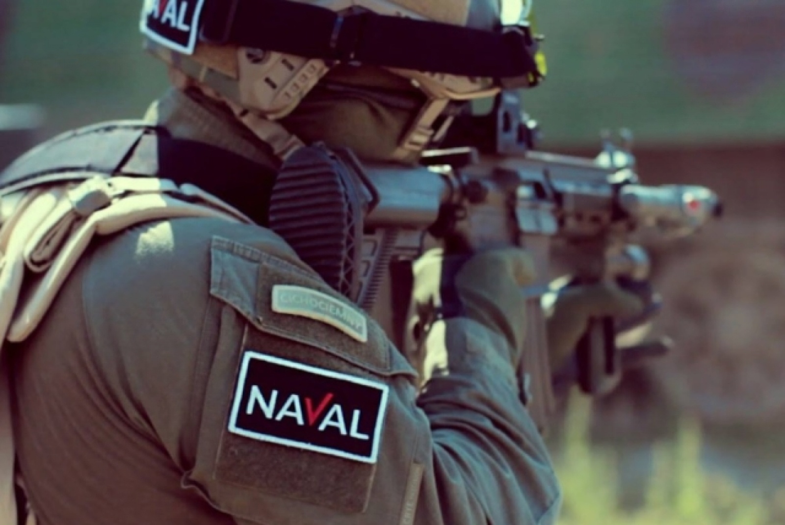 Zdjęcie w galerii na portalu naszraciborz.pl: NAVAL – żołnierz, który pisze książki ponownie w raciborskiej bibliotece wiadomości z regionu