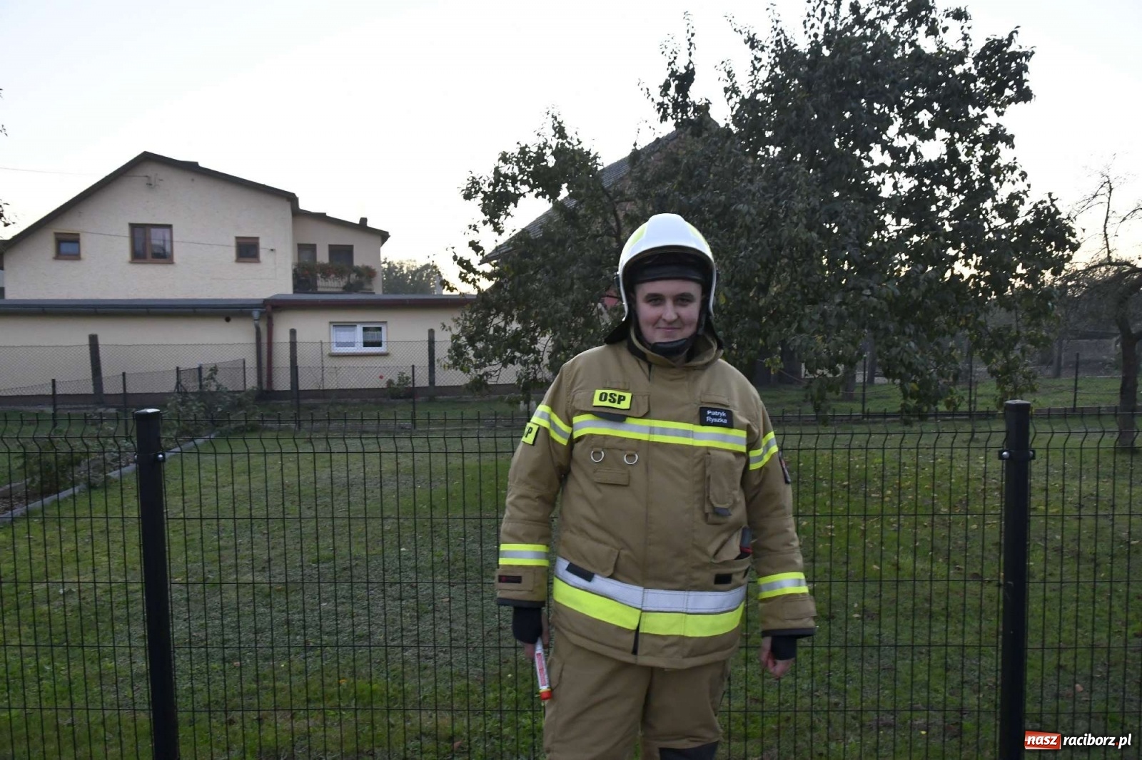 Zdjęcie w galerii na portalu naszraciborz.pl: Wielka feta w Budziskach. Pierwszy raz w historii wieś ma nowy wóz strażacki wiadomości z regionu