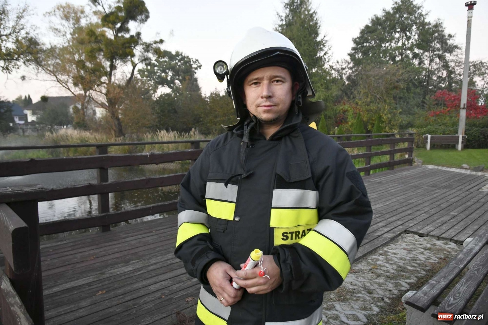 Zdjęcie w galerii na portalu naszraciborz.pl: Wielka feta w Budziskach. Pierwszy raz w historii wieś ma nowy wóz strażacki wiadomości z regionu
