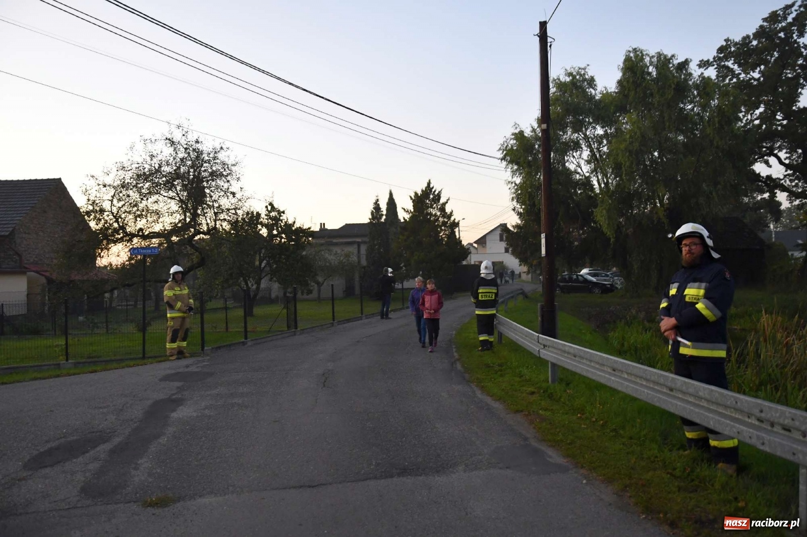 Zdjęcie w galerii na portalu naszraciborz.pl: Wielka feta w Budziskach. Pierwszy raz w historii wieś ma nowy wóz strażacki wiadomości z regionu