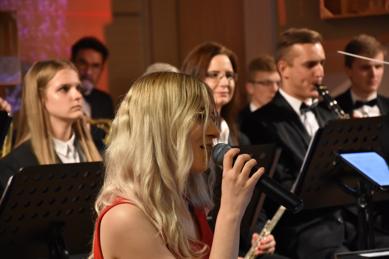 Zdjęcie w galerii na portalu naszraciborz.pl: Gmina Krzyżanowice weszła w nowy rok kulturalny. Wójt wręczył nagrody wiadomości z regionu