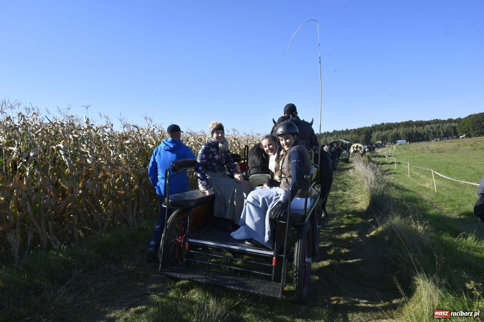 Zdjęcie w galerii na portalu naszraciborz.pl: Kornowacki piknik świętego Huberta [FOTO i WIDEO] wiadomości z regionu