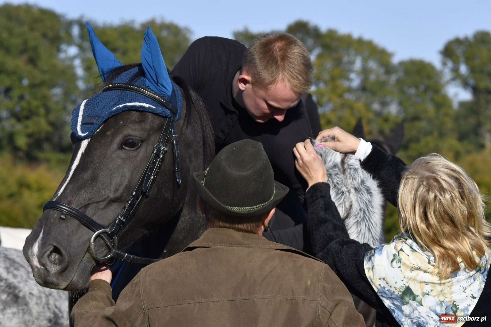Zdjęcie w galerii na portalu naszraciborz.pl: Kornowacki piknik świętego Huberta [FOTO i WIDEO] wiadomości z regionu