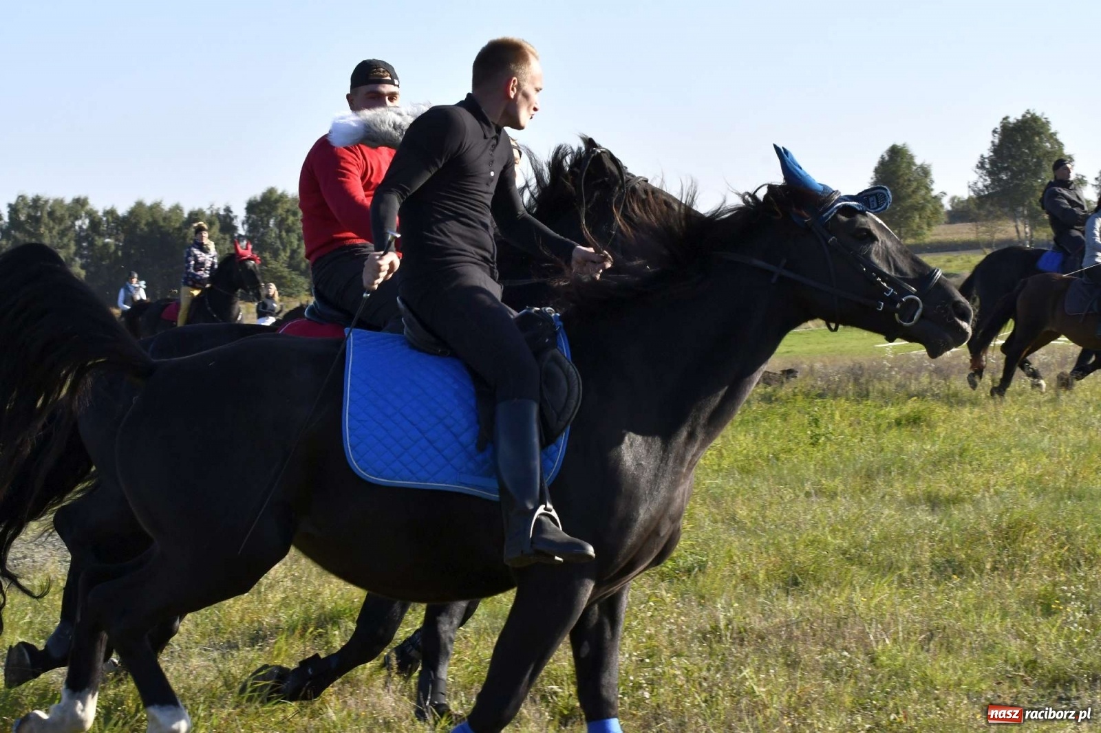 Zdjęcie w galerii na portalu naszraciborz.pl: Kornowacki piknik świętego Huberta [FOTO i WIDEO] wiadomości z regionu
