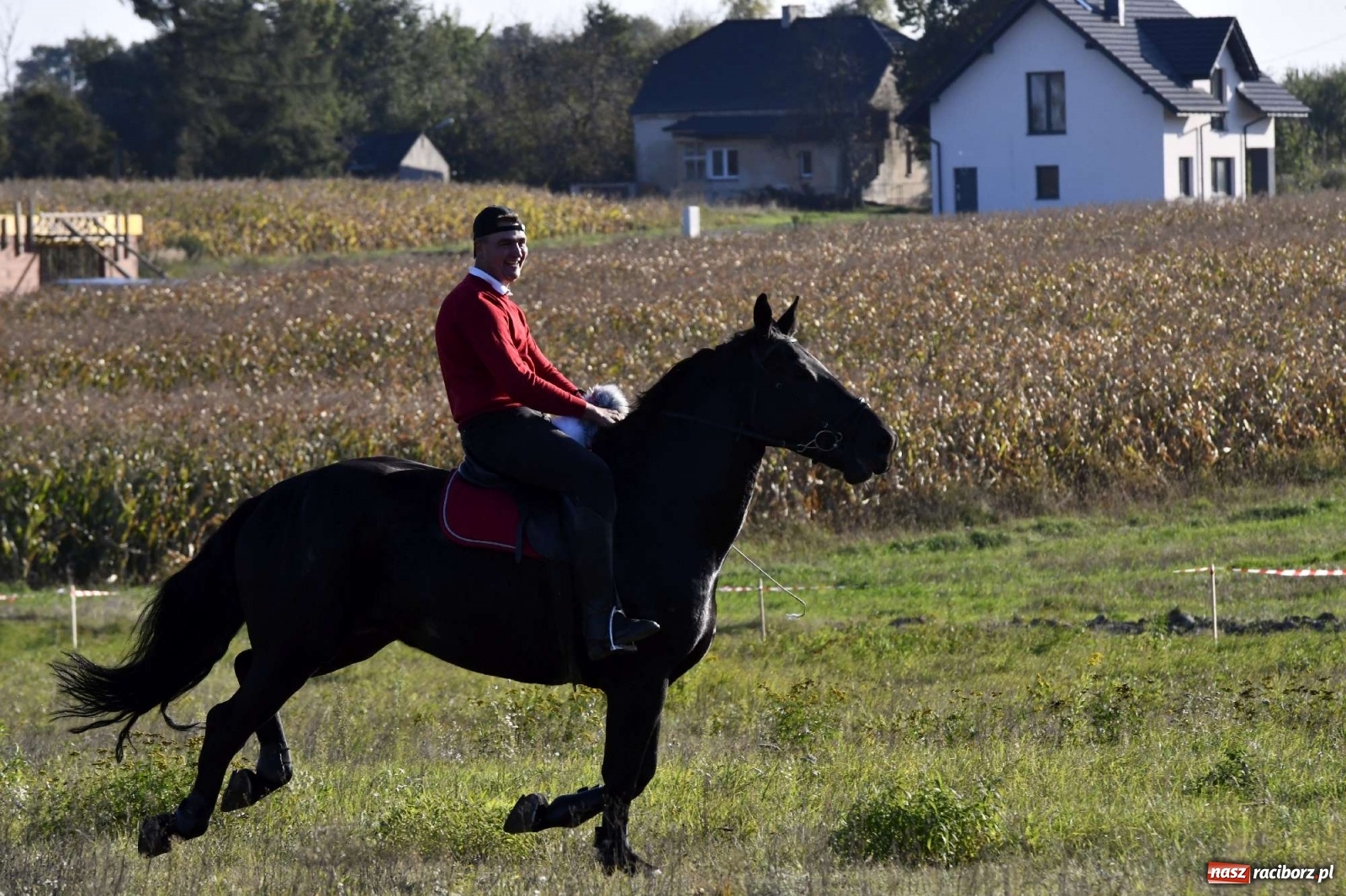 Zdjęcie w galerii na portalu naszraciborz.pl: Kornowacki piknik świętego Huberta [FOTO i WIDEO] wiadomości z regionu