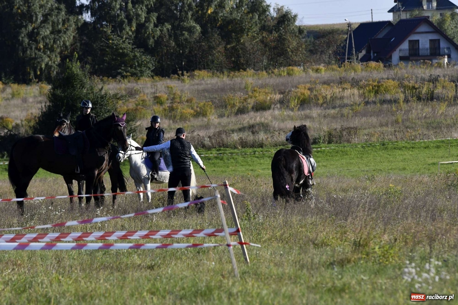Zdjęcie w galerii na portalu naszraciborz.pl: Kornowacki piknik świętego Huberta [FOTO i WIDEO] wiadomości z regionu