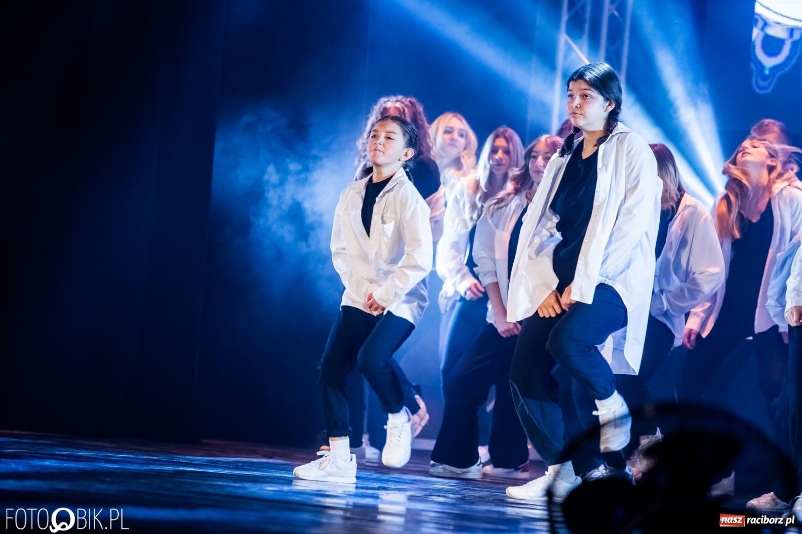 Zdjęcie w galerii na portalu naszraciborz.pl: Jubileuszowa gala zespołu tanecznego Skaza w Raciborskim Centrum Kultury wiadomości z regionu