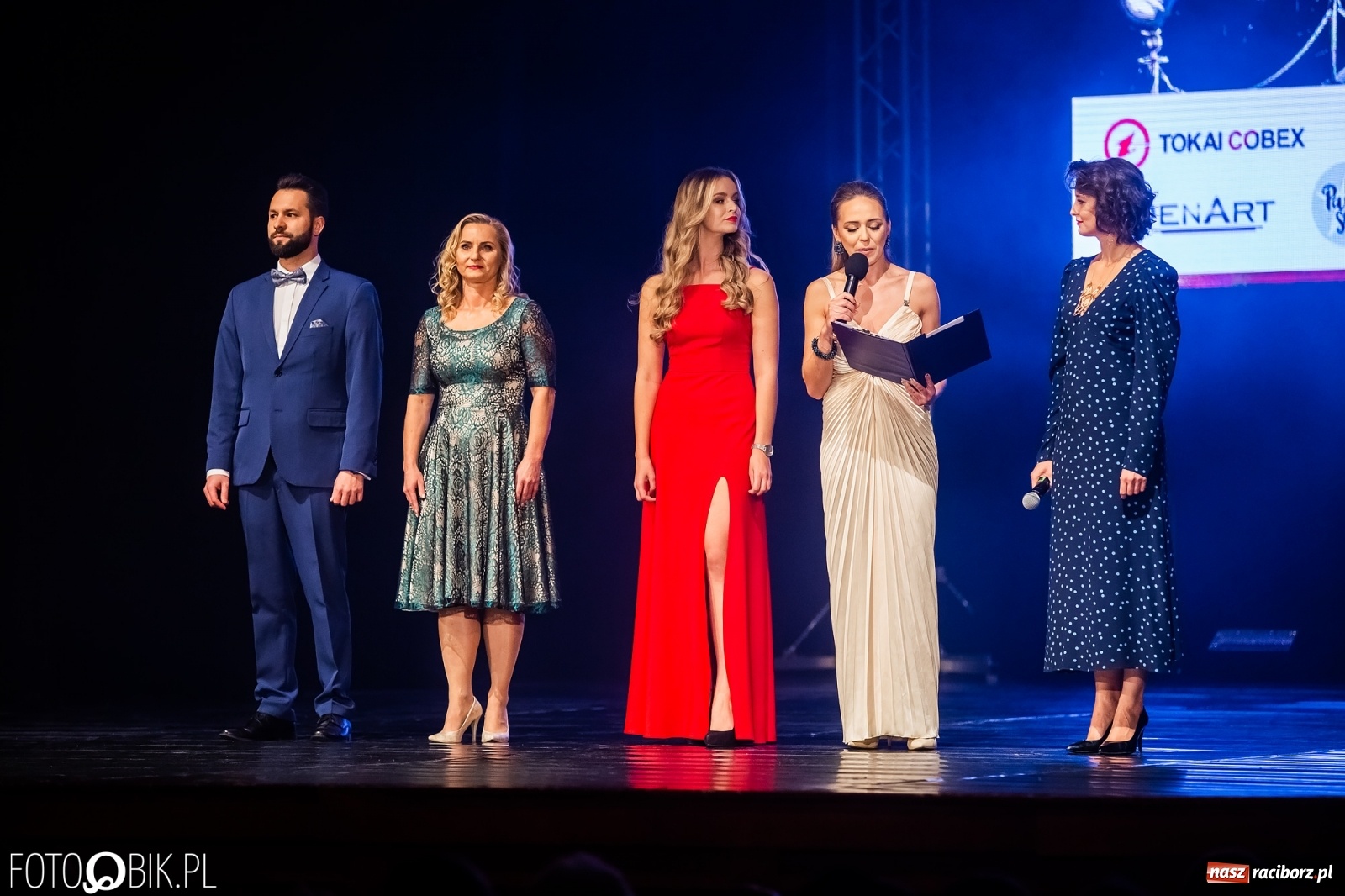 Zdjęcie w galerii na portalu naszraciborz.pl: Jubileuszowa gala zespołu tanecznego Skaza w Raciborskim Centrum Kultury wiadomości z regionu