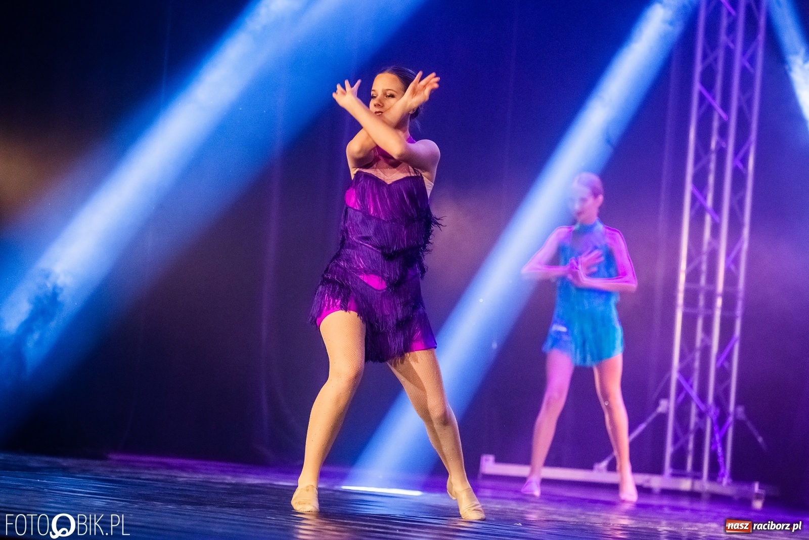 Zdjęcie w galerii na portalu naszraciborz.pl: Jubileuszowa gala zespołu tanecznego Skaza w Raciborskim Centrum Kultury wiadomości z regionu