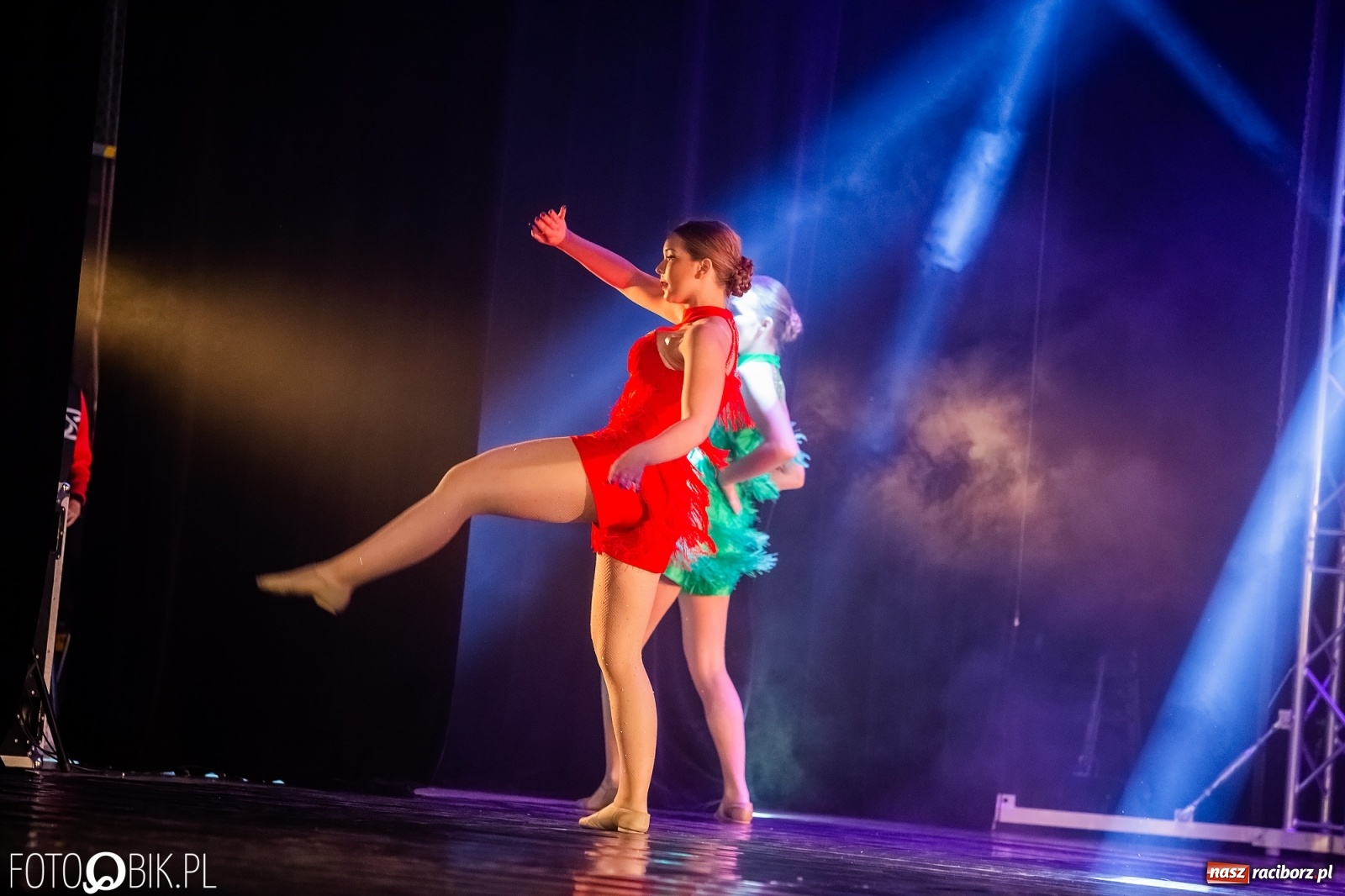 Zdjęcie w galerii na portalu naszraciborz.pl: Jubileuszowa gala zespołu tanecznego Skaza w Raciborskim Centrum Kultury wiadomości z regionu