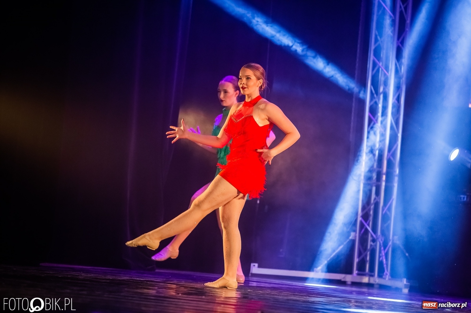 Zdjęcie w galerii na portalu naszraciborz.pl: Jubileuszowa gala zespołu tanecznego Skaza w Raciborskim Centrum Kultury wiadomości z regionu