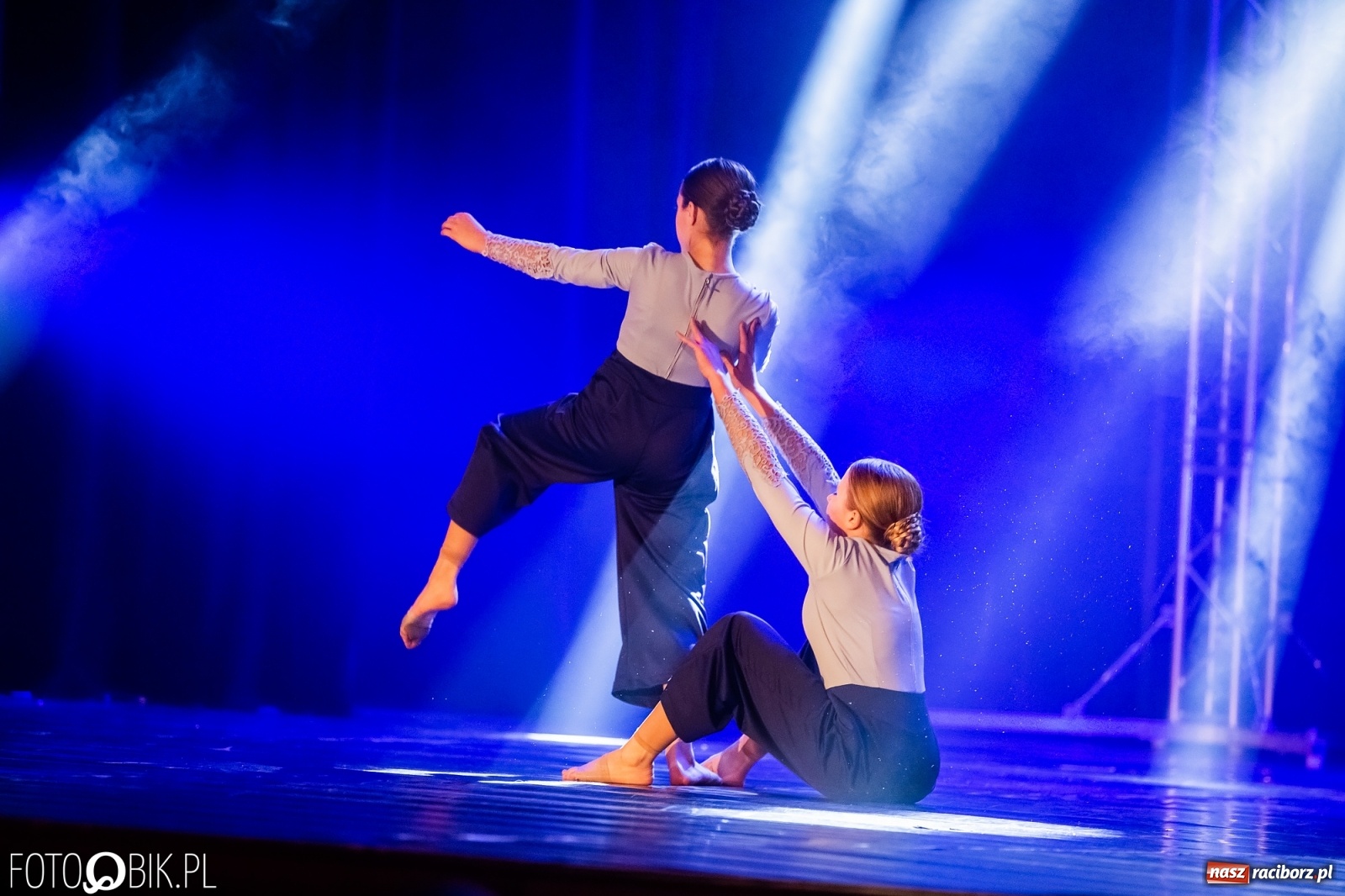 Zdjęcie w galerii na portalu naszraciborz.pl: Jubileuszowa gala zespołu tanecznego Skaza w Raciborskim Centrum Kultury wiadomości z regionu