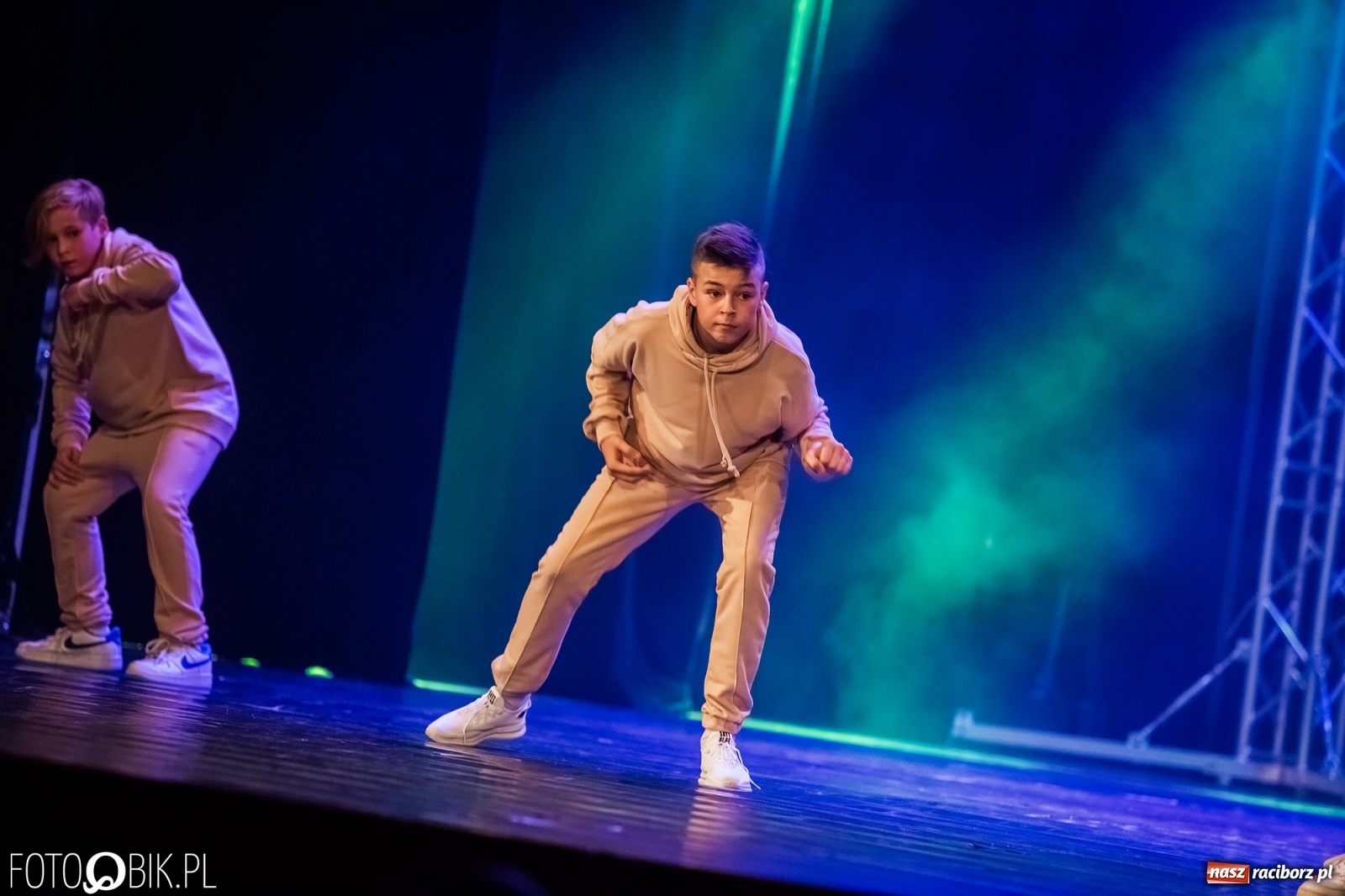 Zdjęcie w galerii na portalu naszraciborz.pl: Jubileuszowa gala zespołu tanecznego Skaza w Raciborskim Centrum Kultury wiadomości z regionu