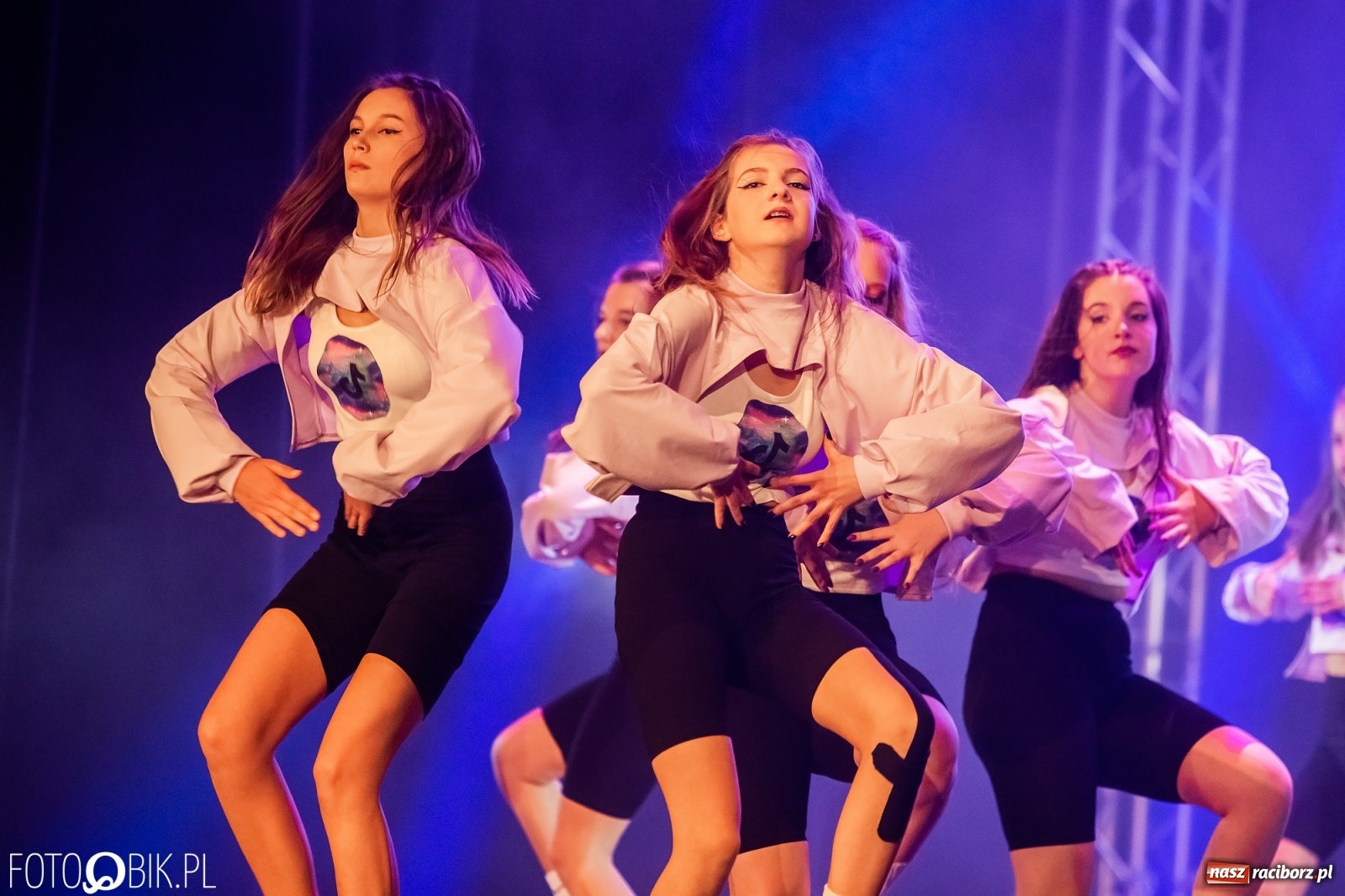 Zdjęcie w galerii na portalu naszraciborz.pl: Jubileuszowa gala zespołu tanecznego Skaza w Raciborskim Centrum Kultury wiadomości z regionu