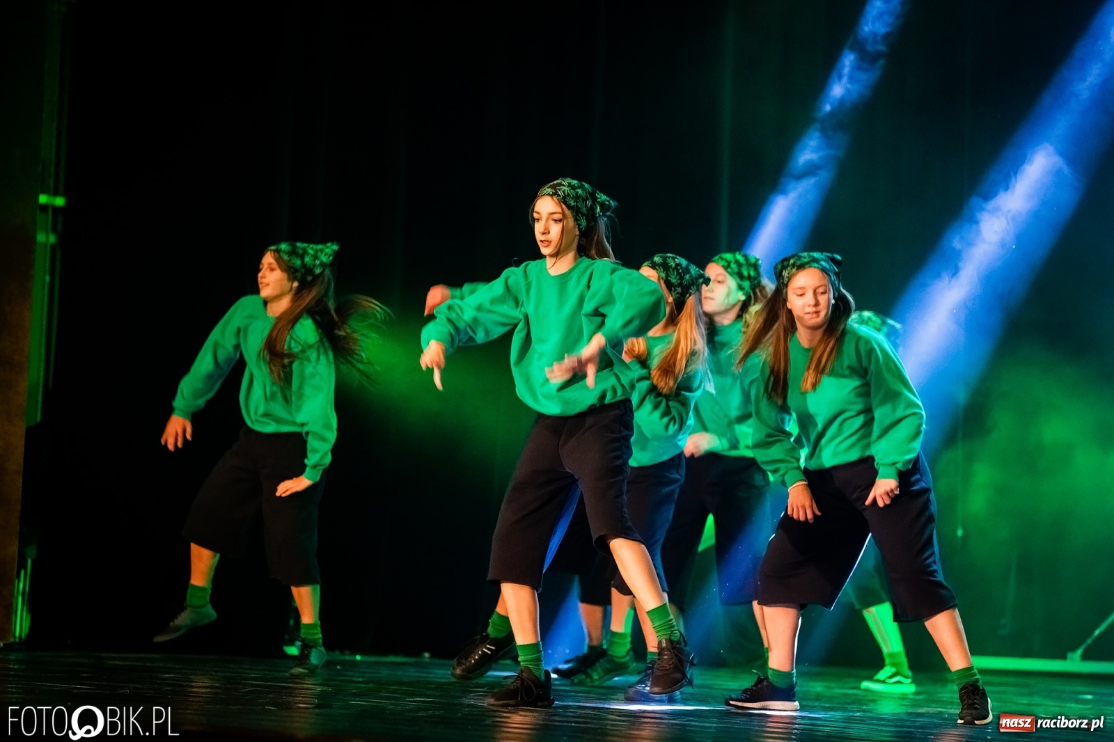 Zdjęcie w galerii na portalu naszraciborz.pl: Jubileuszowa gala zespołu tanecznego Skaza w Raciborskim Centrum Kultury wiadomości z regionu