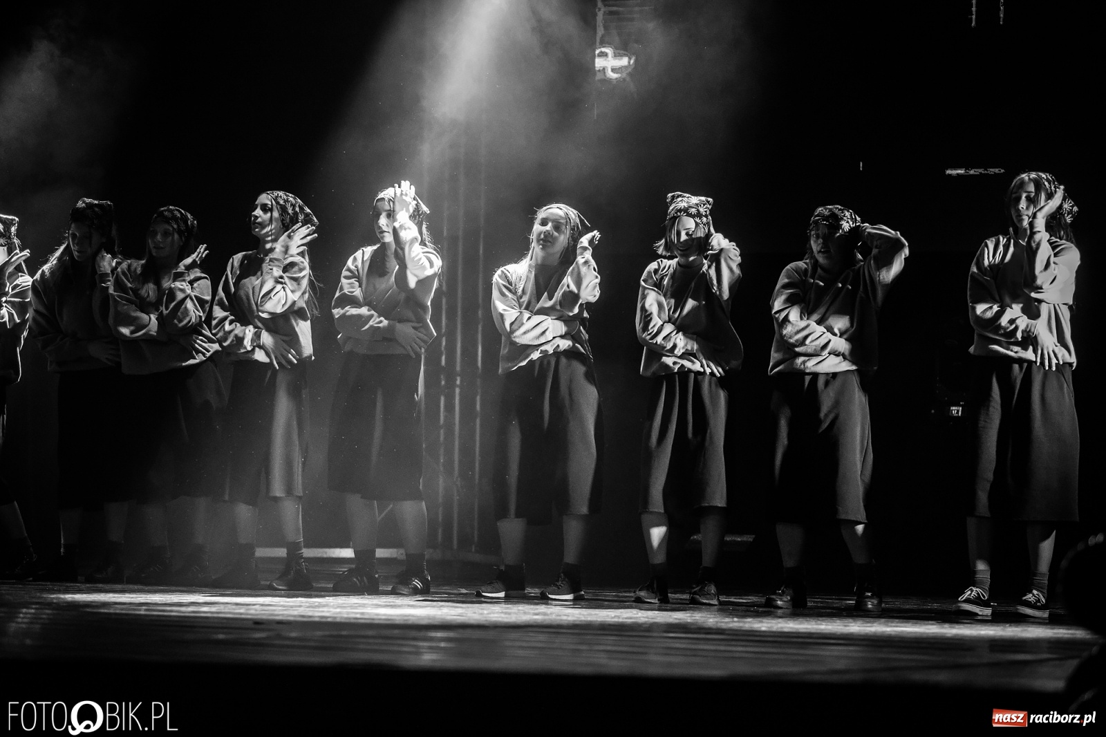 Zdjęcie w galerii na portalu naszraciborz.pl: Jubileuszowa gala zespołu tanecznego Skaza w Raciborskim Centrum Kultury wiadomości z regionu