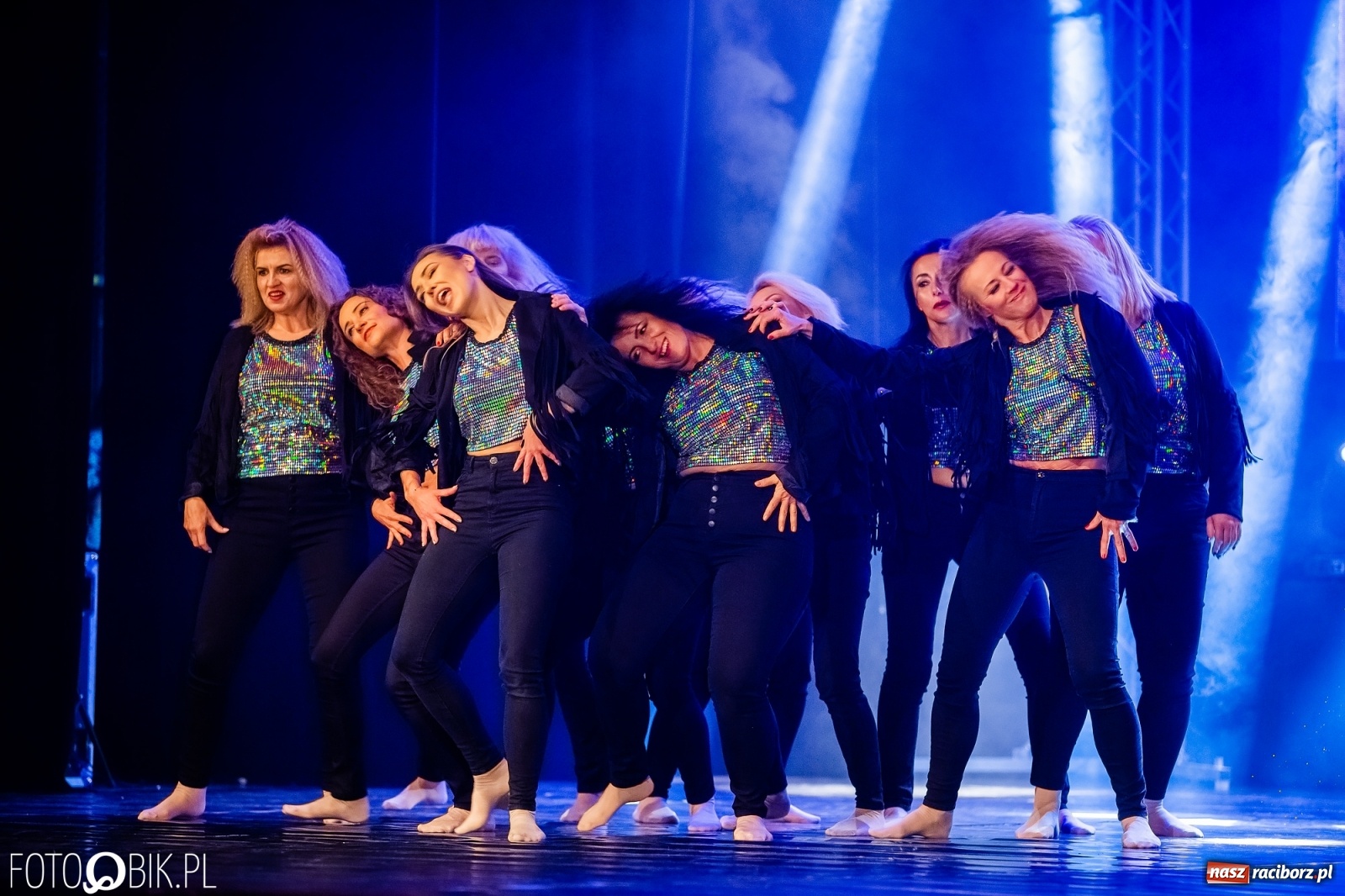 Zdjęcie w galerii na portalu naszraciborz.pl: Jubileuszowa gala zespołu tanecznego Skaza w Raciborskim Centrum Kultury wiadomości z regionu