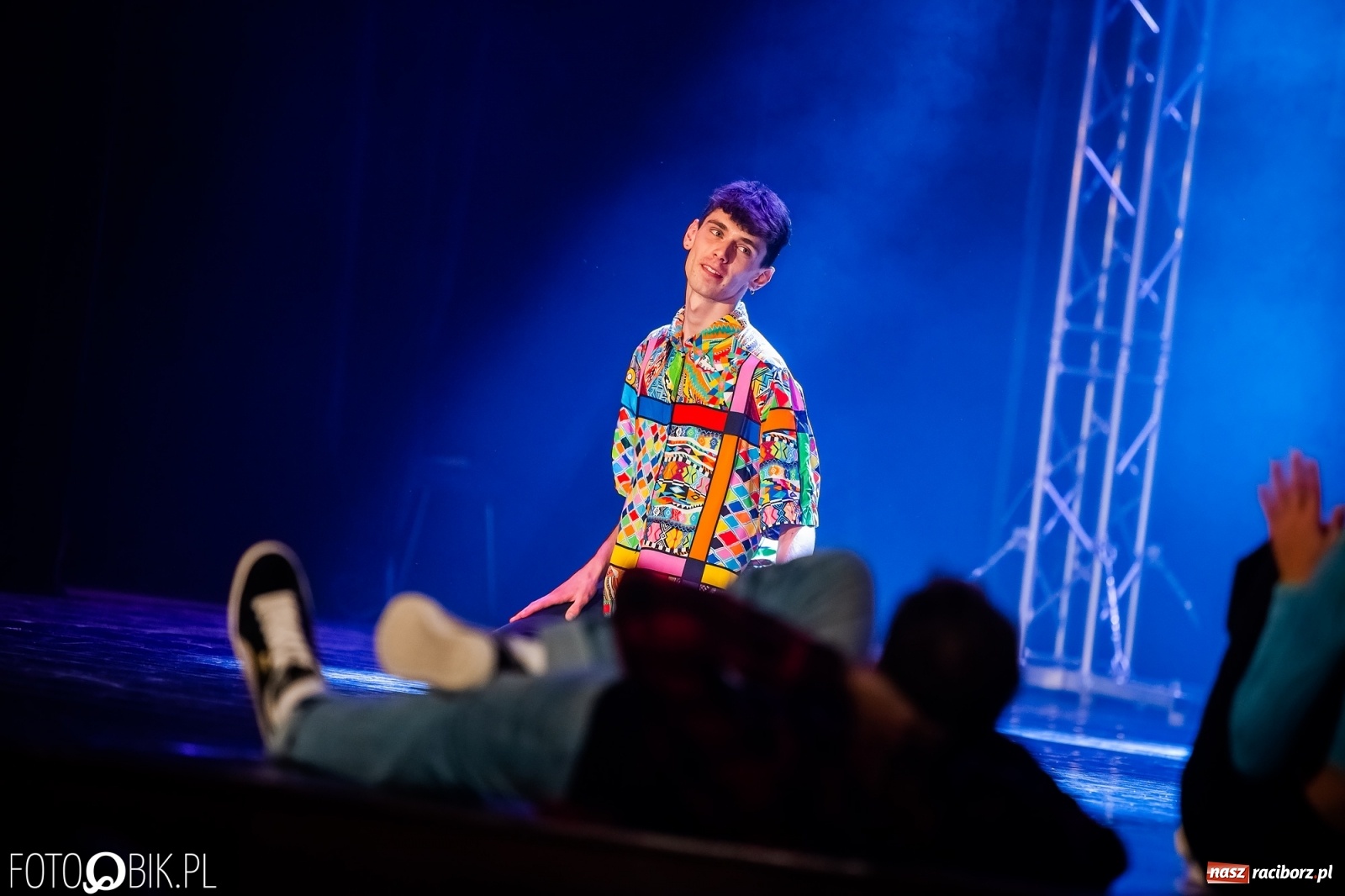 Zdjęcie w galerii na portalu naszraciborz.pl: Jubileuszowa gala zespołu tanecznego Skaza w Raciborskim Centrum Kultury wiadomości z regionu