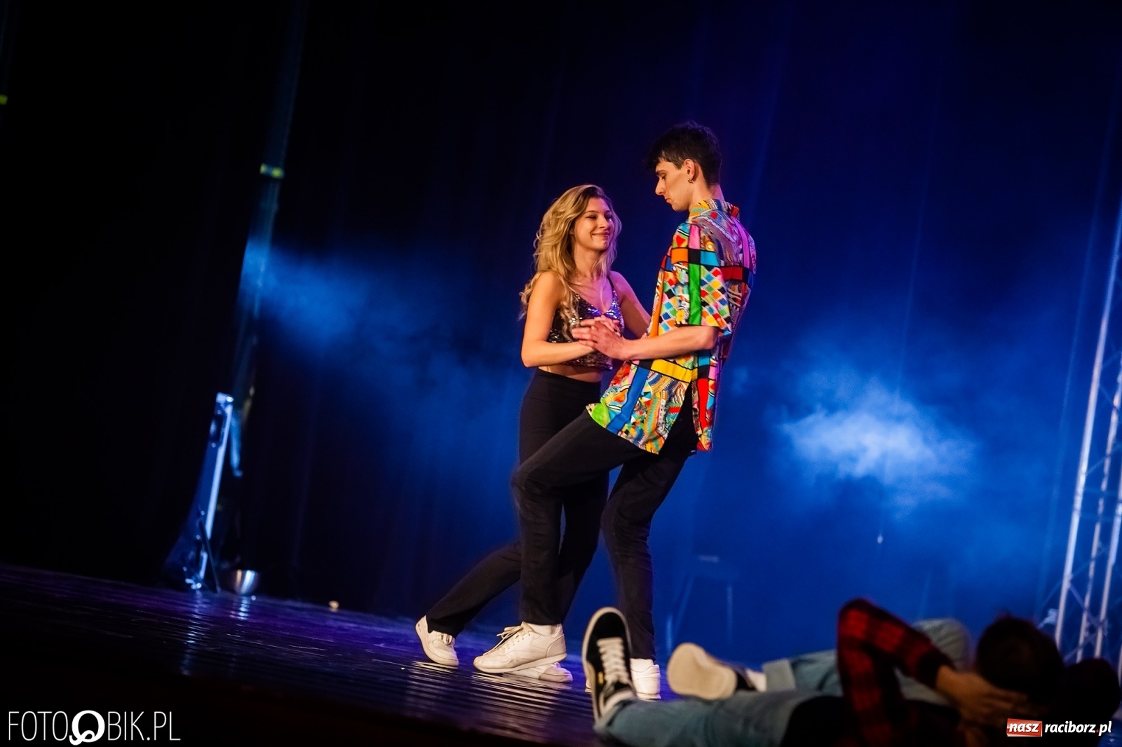 Zdjęcie w galerii na portalu naszraciborz.pl: Jubileuszowa gala zespołu tanecznego Skaza w Raciborskim Centrum Kultury wiadomości z regionu