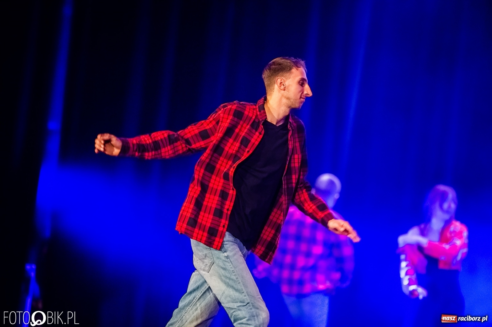 Zdjęcie w galerii na portalu naszraciborz.pl: Jubileuszowa gala zespołu tanecznego Skaza w Raciborskim Centrum Kultury wiadomości z regionu