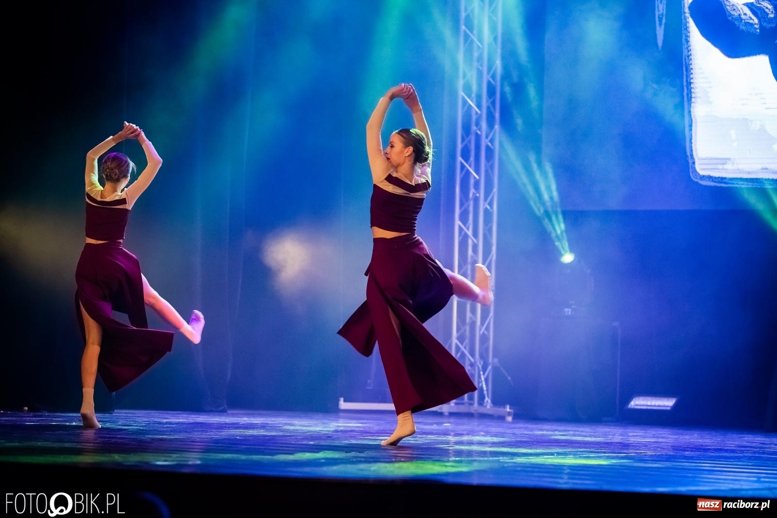 Zdjęcie w galerii na portalu naszraciborz.pl: Jubileuszowa gala zespołu tanecznego Skaza w Raciborskim Centrum Kultury wiadomości z regionu