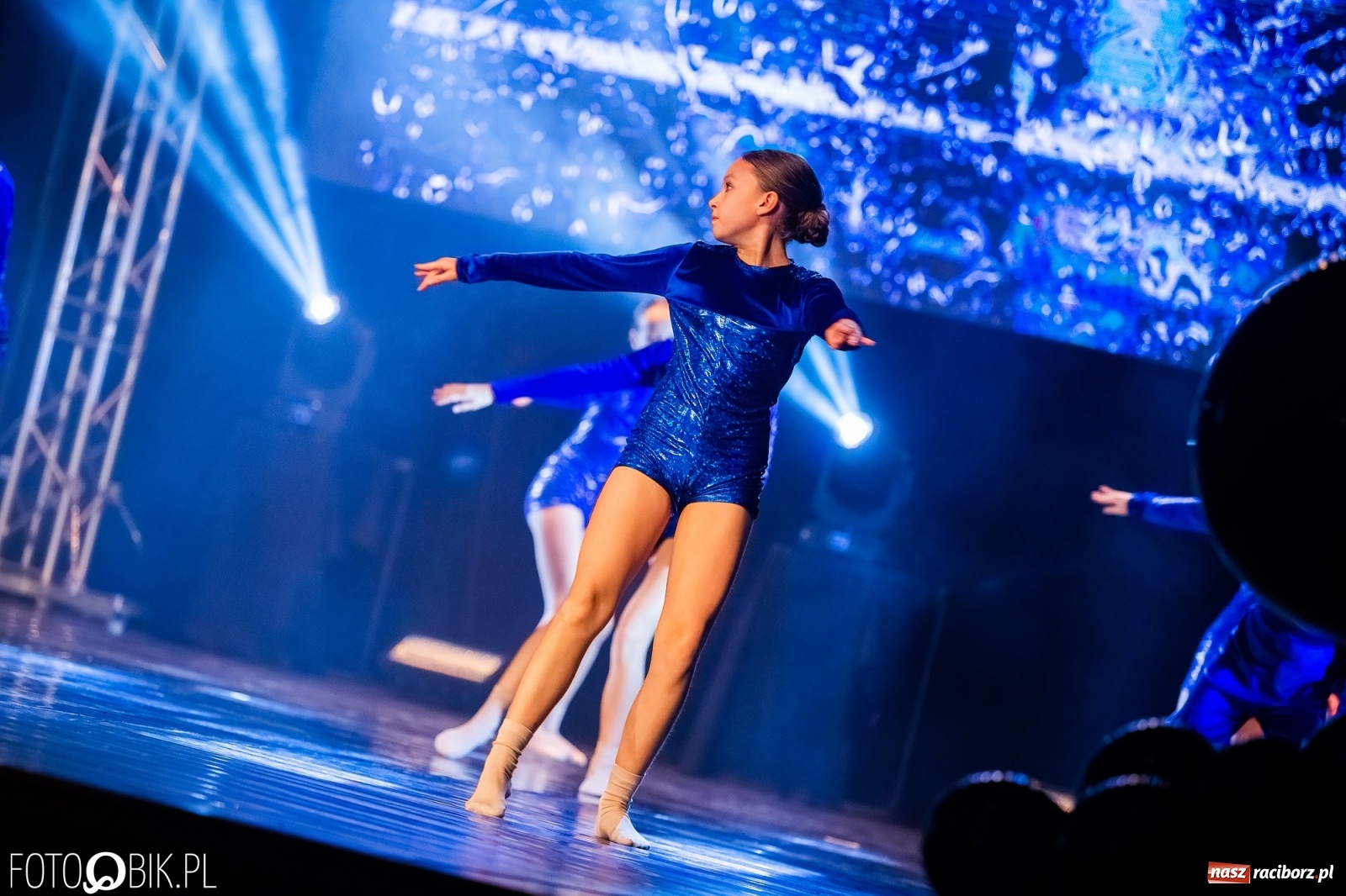 Zdjęcie w galerii na portalu naszraciborz.pl: Jubileuszowa gala zespołu tanecznego Skaza w Raciborskim Centrum Kultury wiadomości z regionu