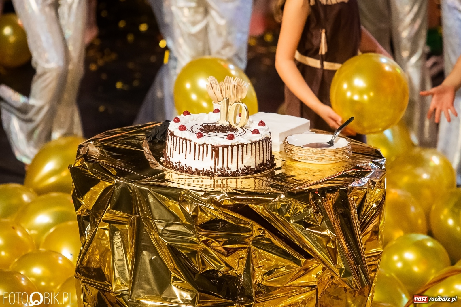 Zdjęcie w galerii na portalu naszraciborz.pl: Jubileuszowa gala zespołu tanecznego Skaza w Raciborskim Centrum Kultury wiadomości z regionu