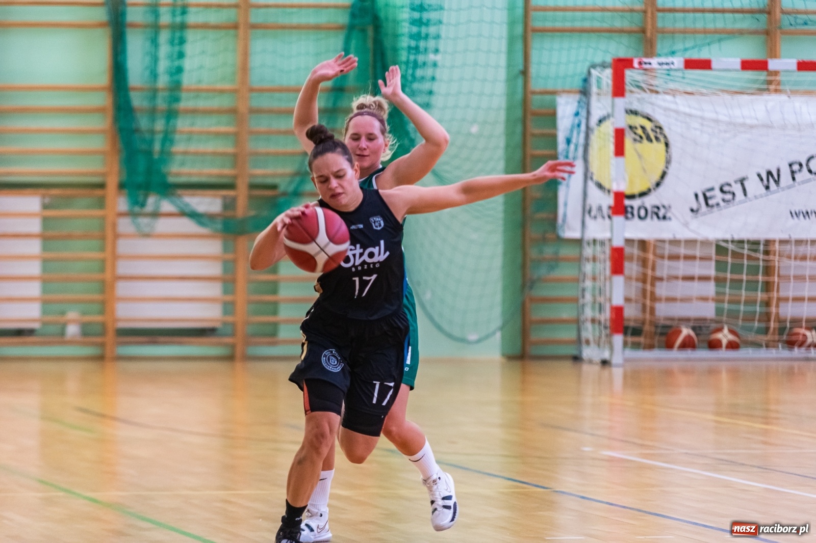 Zdjęcie w galerii na portalu naszraciborz.pl: RKK AZS brzeską Stal pokonał i na drugie miejsce awansował [FOTO] wiadomości z regionu