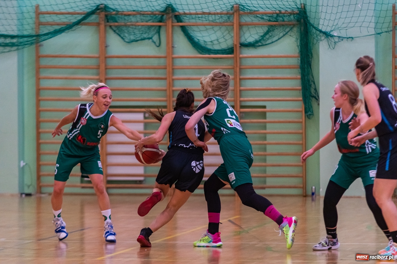 Zdjęcie w galerii na portalu naszraciborz.pl: RKK AZS brzeską Stal pokonał i na drugie miejsce awansował [FOTO] wiadomości z regionu