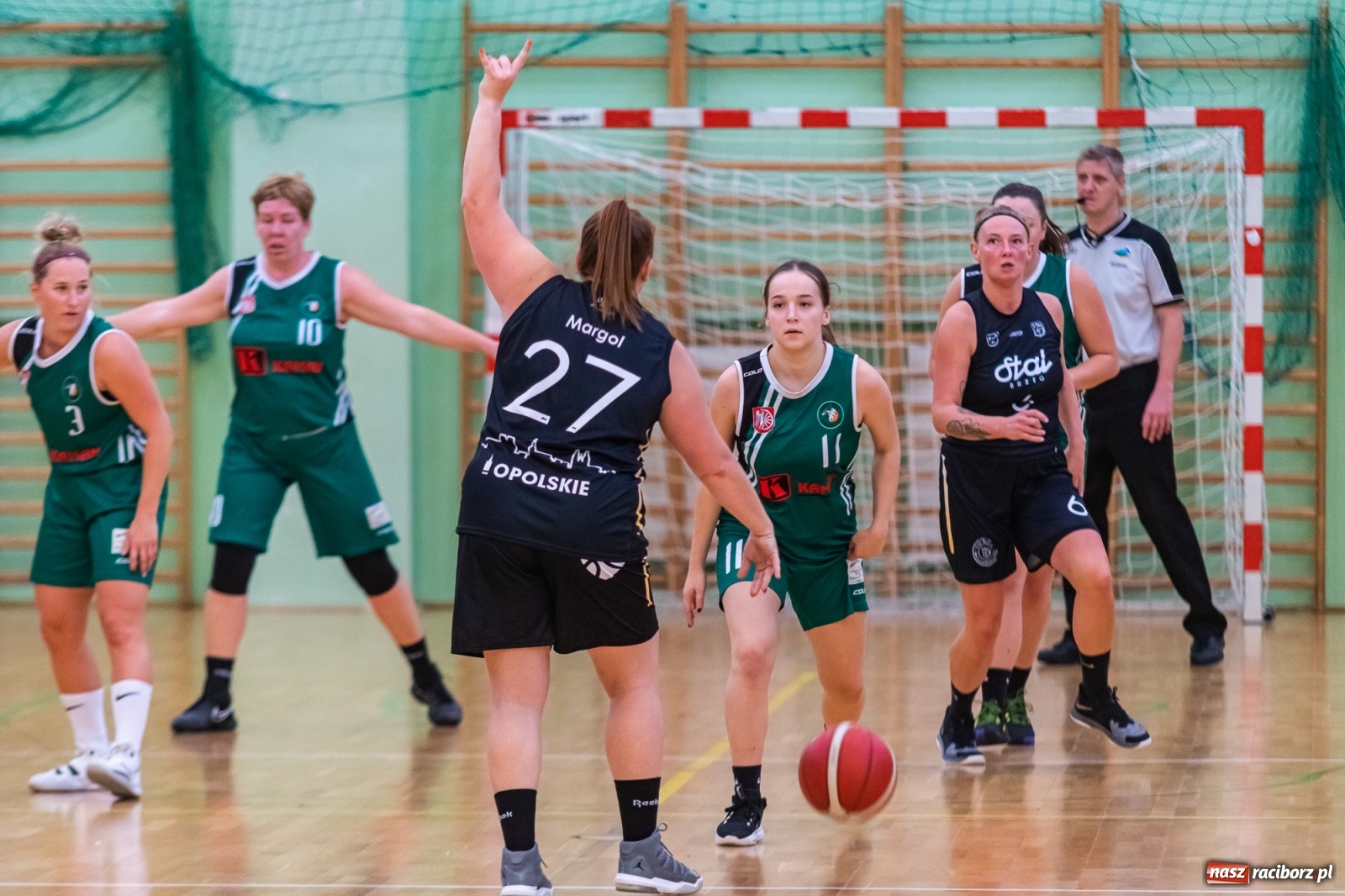 Zdjęcie w galerii na portalu naszraciborz.pl: RKK AZS brzeską Stal pokonał i na drugie miejsce awansował [FOTO] wiadomości z regionu