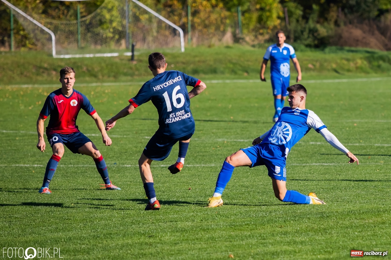 Zdjęcie w galerii na portalu naszraciborz.pl: Pogrom w Krzanowicach. Kolejne trzy punkty Unii Racibórz [FOTO] wiadomości z regionu