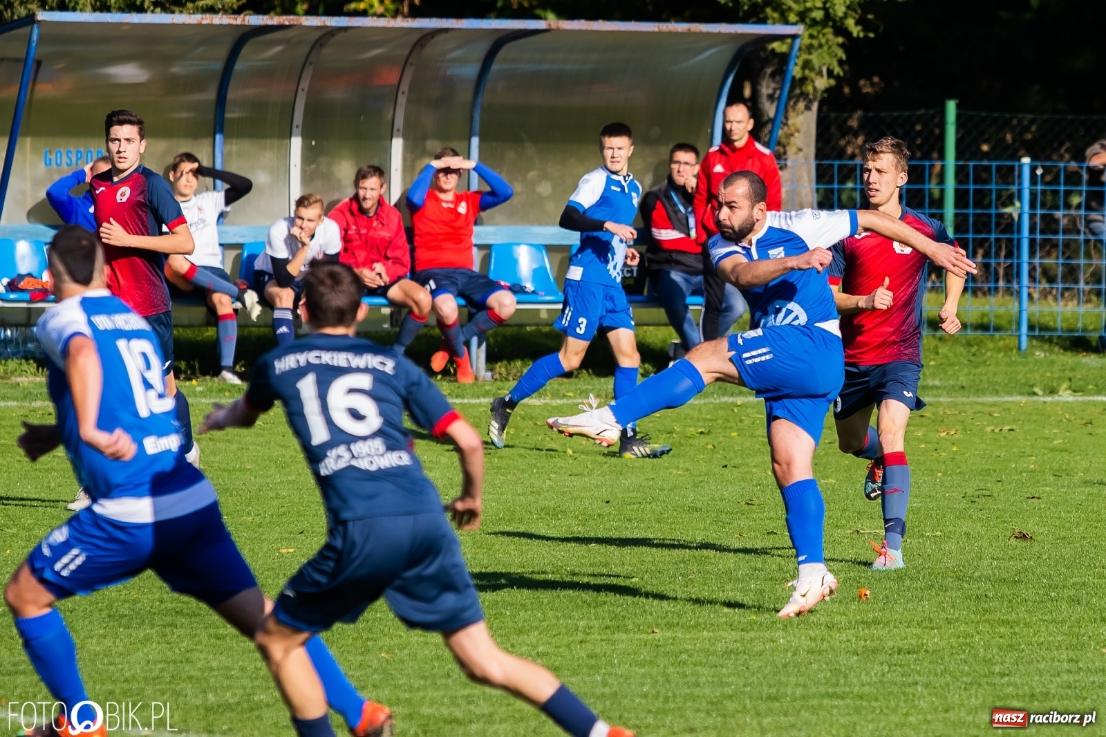 Zdjęcie w galerii na portalu naszraciborz.pl: Pogrom w Krzanowicach. Kolejne trzy punkty Unii Racibórz [FOTO] wiadomości z regionu